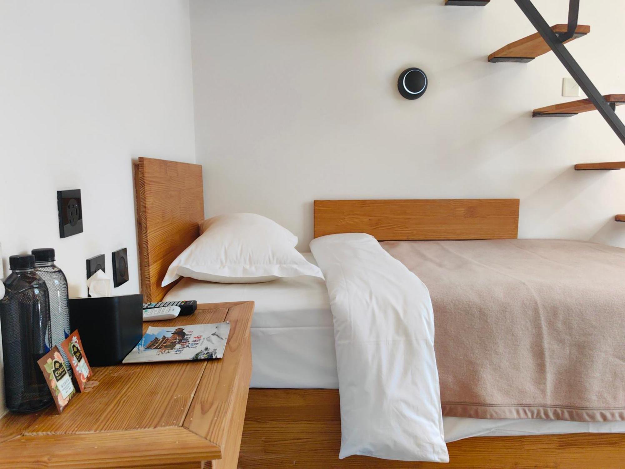 Dali Loft Travelling With Hostel Exteriör bild