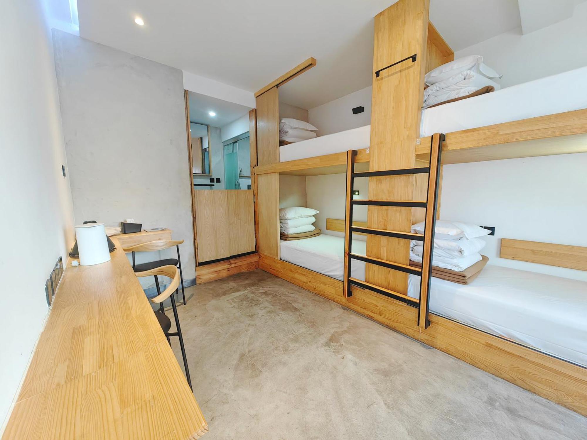 Dali Loft Travelling With Hostel Exteriör bild